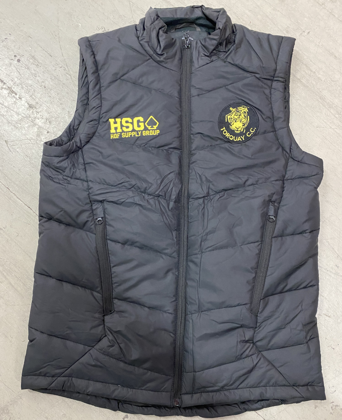 Screen-Shot-2021-09-27-at-9.19.15-pm.png Club Sleeveless Puffer Vest - Image 1